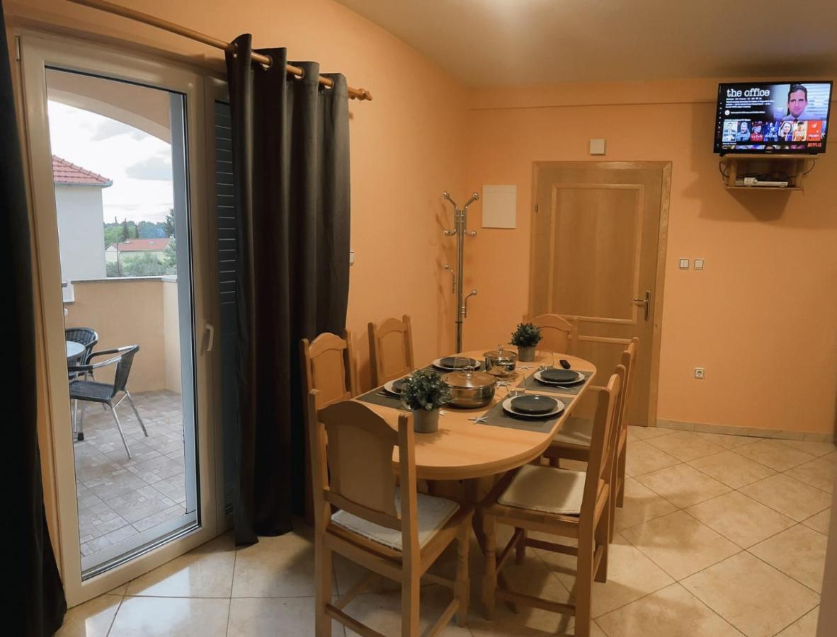 Adriatic Oasis Apartments Преко Екстериор снимка
